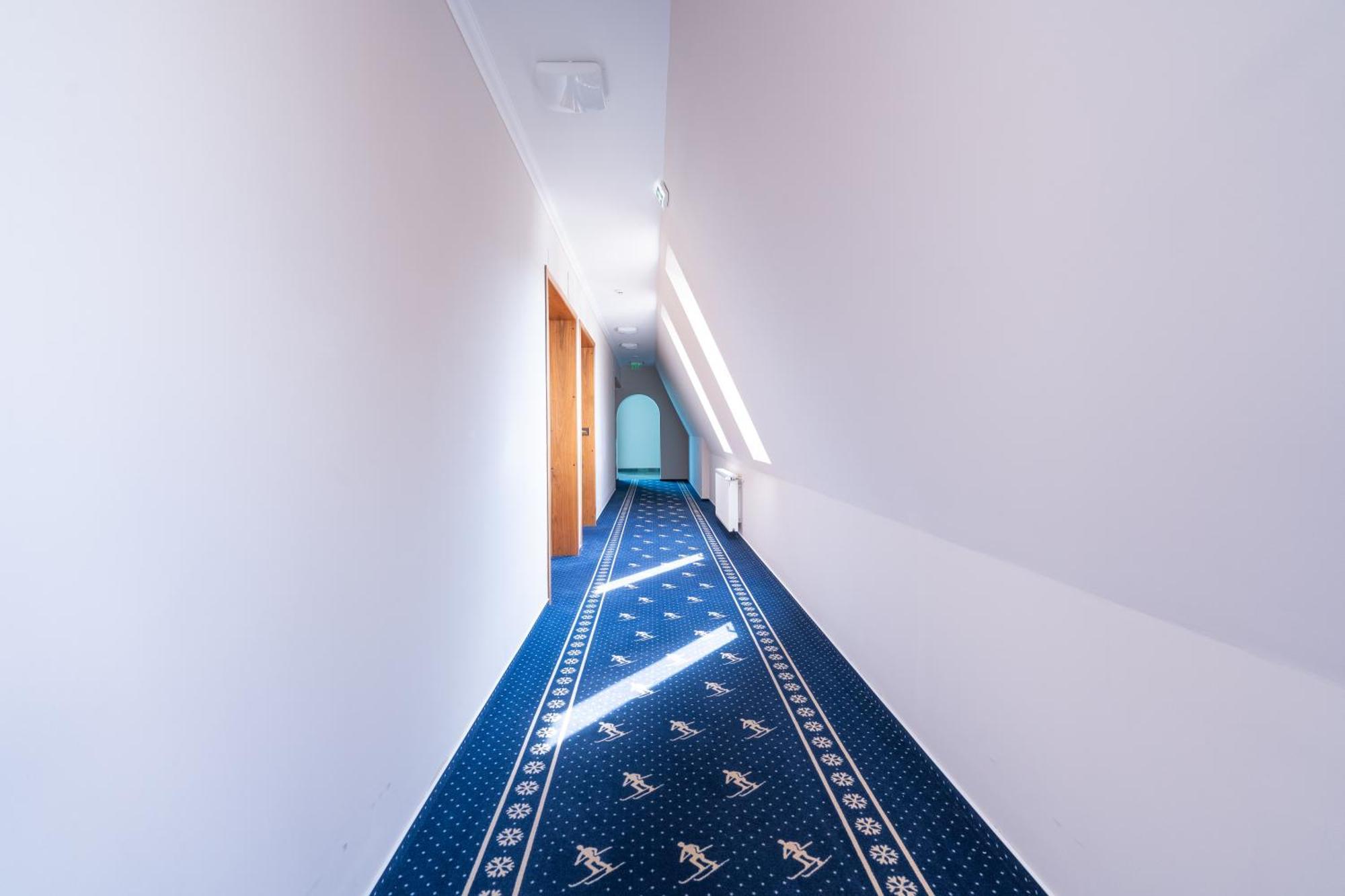 Hotel Ski&Sky Predeal Εξωτερικό φωτογραφία